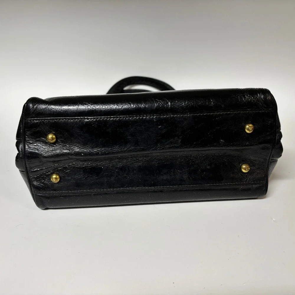 VTG Chic de Paris Black Leather Bag Red Interior Gold Scallop Clasp Purse